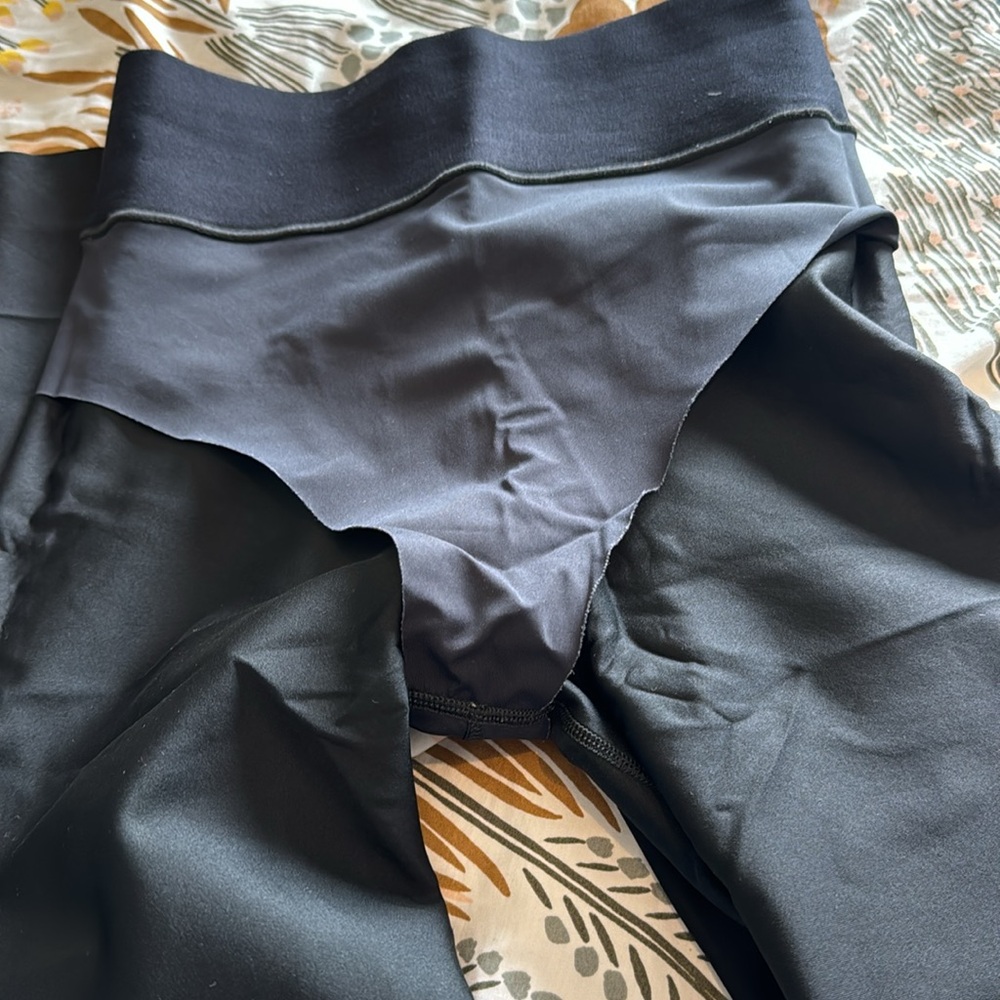 Ultracor High Rise Legging Small - Picture 8 of 8